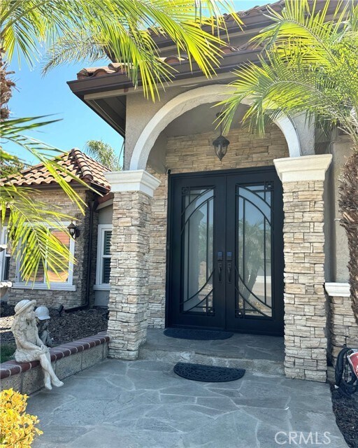 Building Photo - 2600 Greenhill Dr