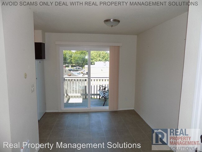 Foto del edificio - 9815-9833 SE Division St