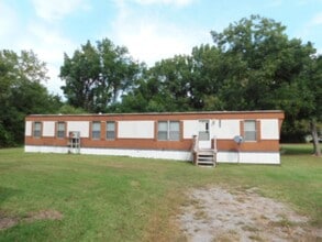 Building Photo - 277 Old US-17 Rd