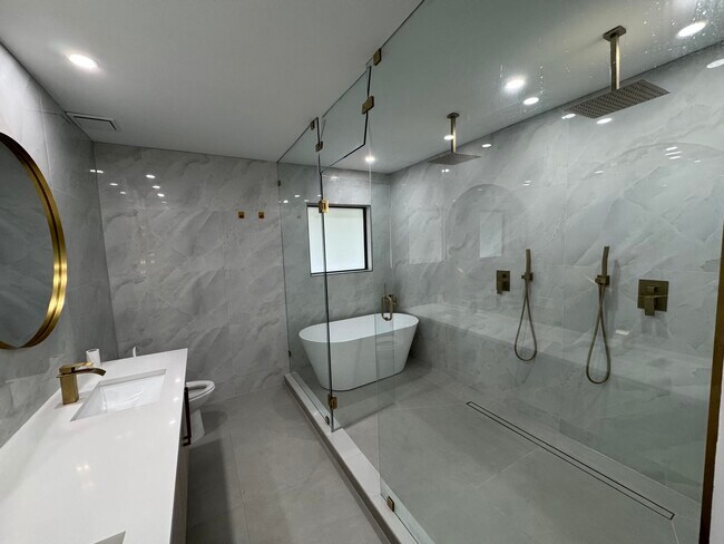 Foto del edificio - 1133 SW 11th St