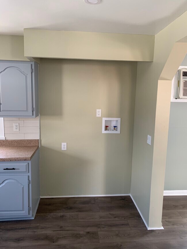 Unit will have a washer and dryer - 51 Halstead St