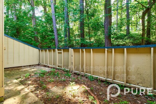 Foto del edificio - 245 Timber Ct