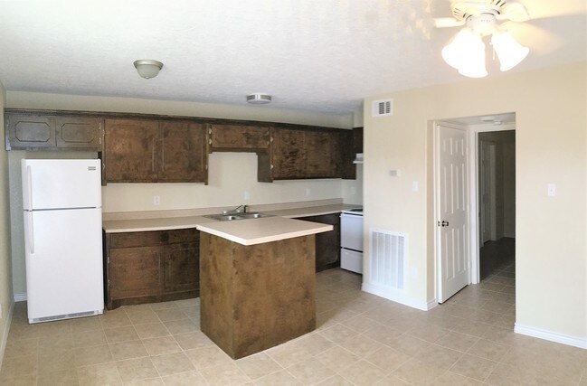 Los nuevos la cocina con una isla - STVP Ann St Apartments