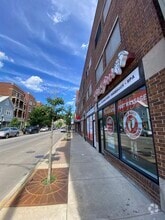 Building Photo - 1455 W Fullerton Ave