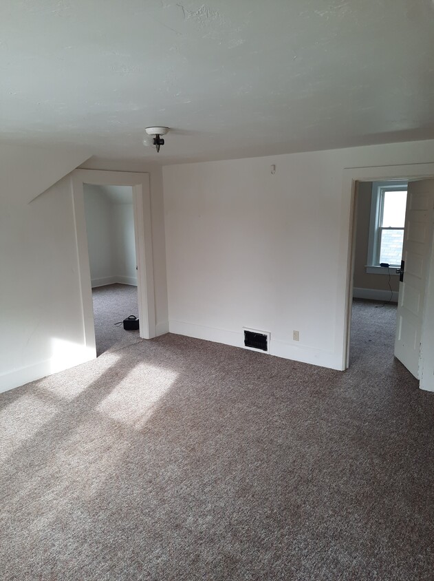 living room view of 2 bedrooms - 311 S Ashland Ave