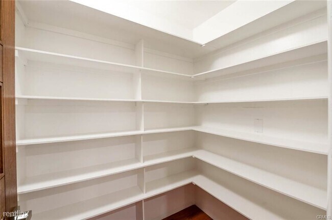 Foto del edificio - 3 br, 2 bath House - 7535 Chimineas Ave