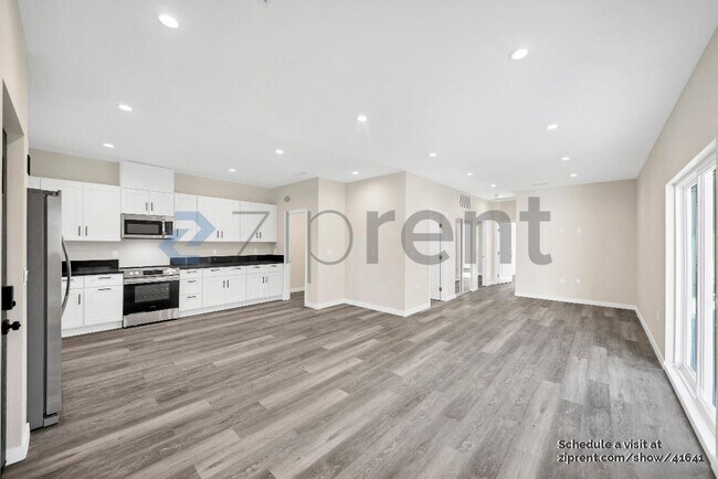 Foto del edificio - 22657 Strathern St