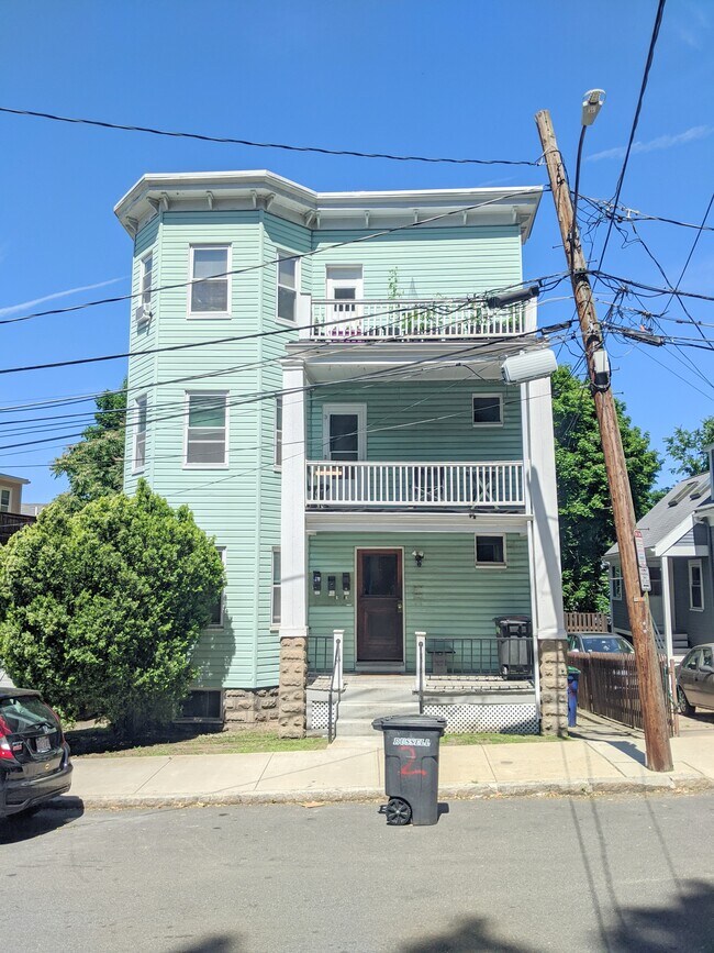 Foto del edificio - 64 Linden Ave