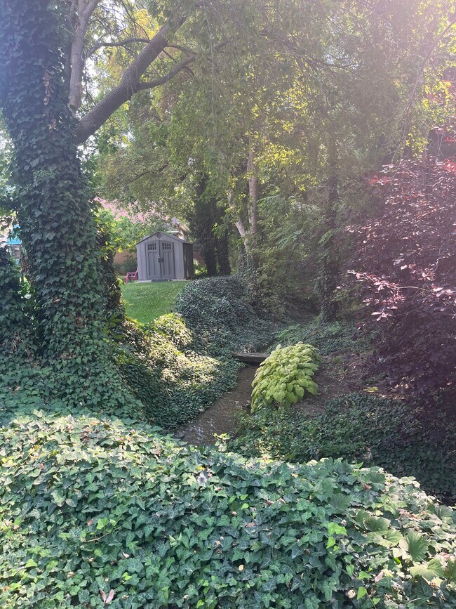 Foto del edificio - 7968 S Willow Cir