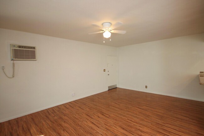 Foto del edificio - 317 Milford St