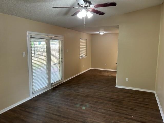 Building Photo - 4519 Ashwood Dr