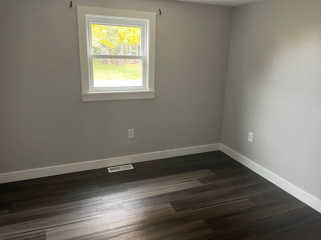 551 Silver Sands Rd, East Haven, CT 06512 House for Rent in East