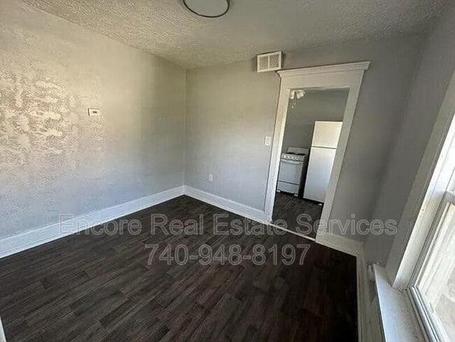 Building Photo - 420 E Indiana St