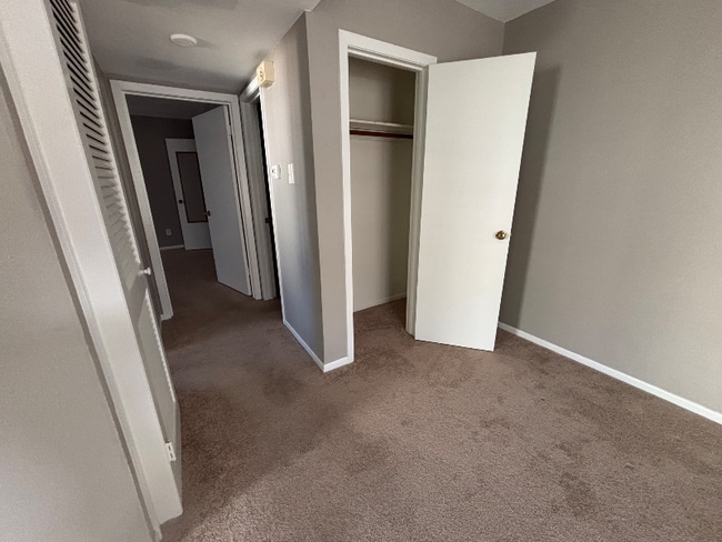 Building Photo - 2137 Branard St