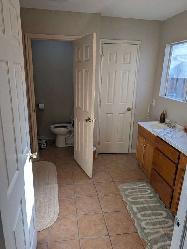 Foto del edificio - 741 Elm St