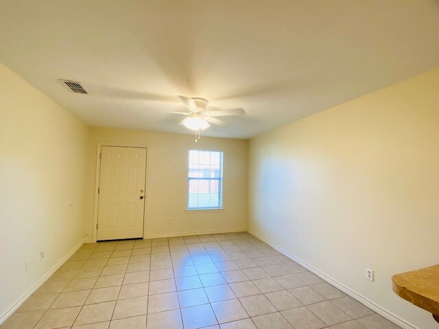 Building Photo - 206 Fuller St