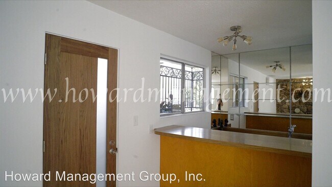 Building Photo - 3668 Stocker St