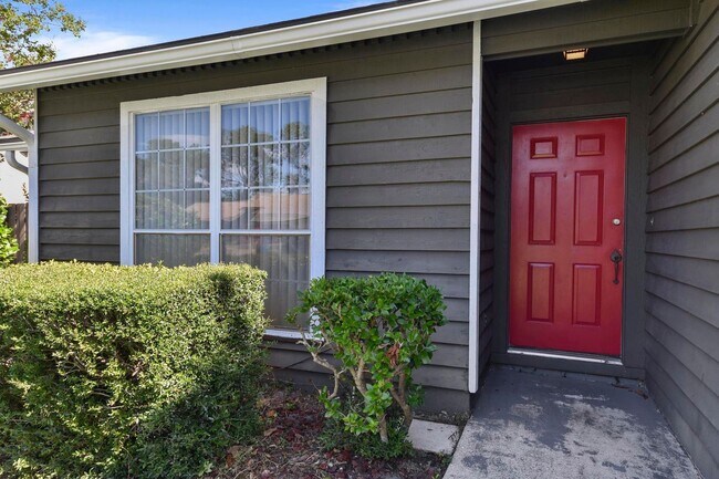 Foto del edificio - 3 br, 2 bath House - 13225 South Currituck Dr