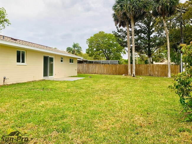 Foto del edificio - 1505 Edgewater Rd