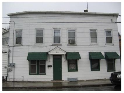Foto principal - 1607 Merchant St