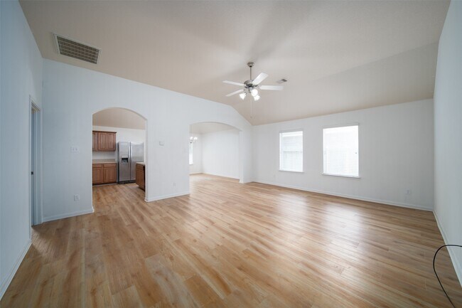 Foto del edificio - 5706 Rocky Trail Dr