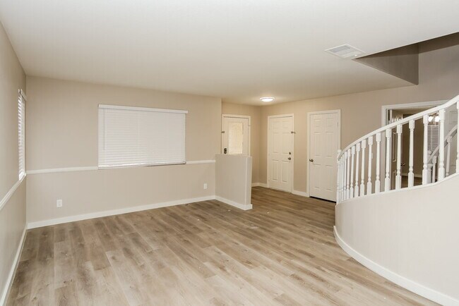Foto del edificio - 2418 Island Paradise Ave