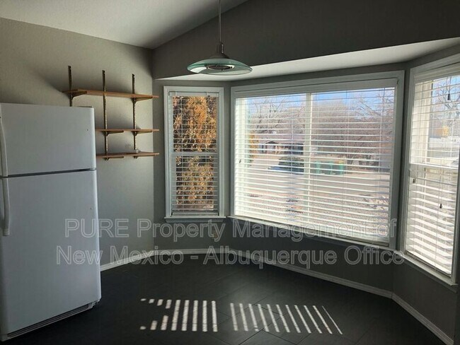 Foto del edificio - 4224 Applewood Dr