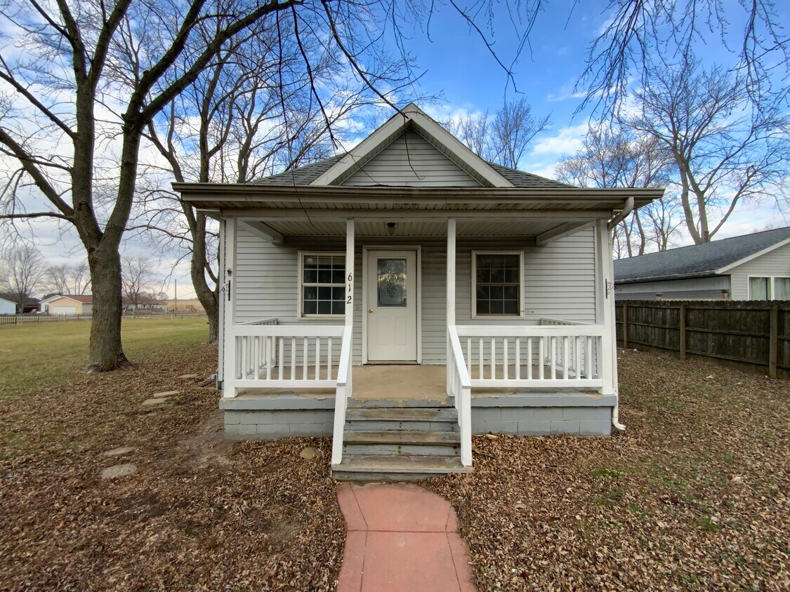 Foto principal - 612 E Mc Neil Ave
