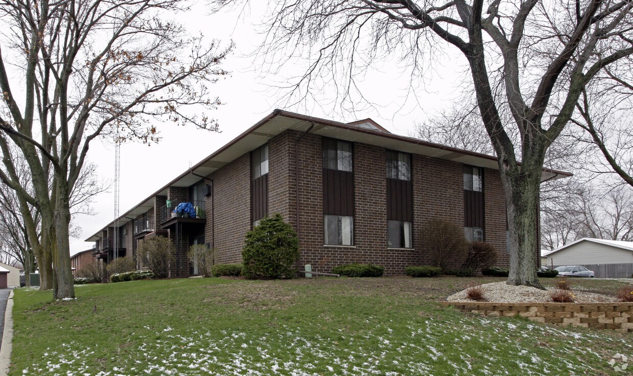 Foto principal - Monticello Apartments