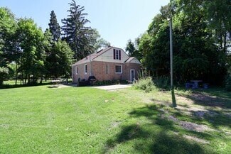Building Photo - 60080 Bates Rd