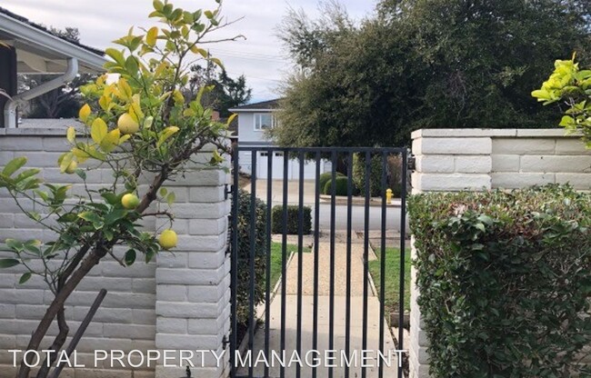 Foto del edificio - 3 br, 2 bath House - 6564 BOSE LANE