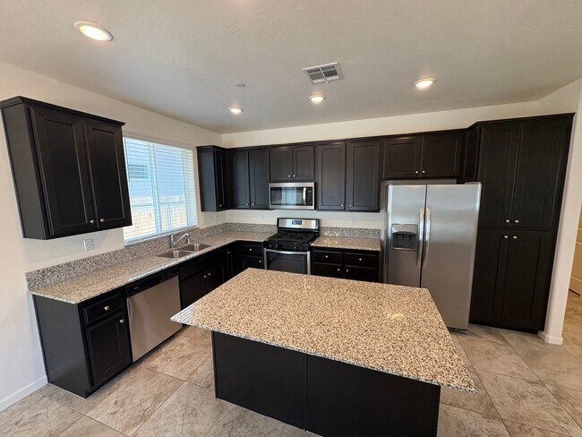 Foto del edificio - NW Gated Community Home Rent Ready!