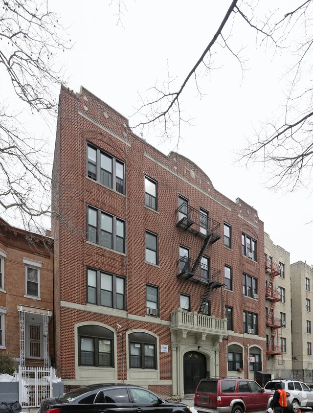 Primary Photo - 1803 Union St