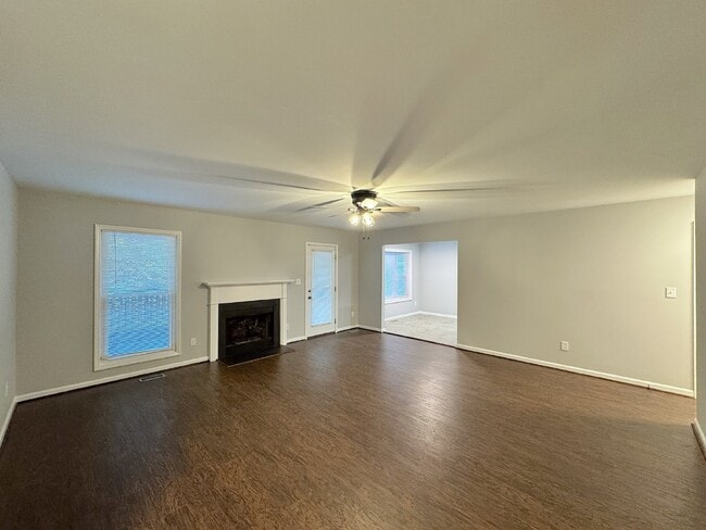 Building Photo - Well Maintained Ranch Style Home in Garner!