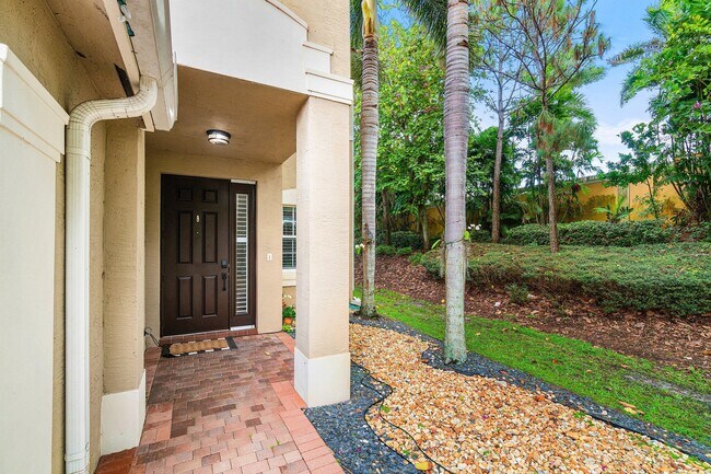 Foto del edificio - 8091 Brigamar Isles Ave