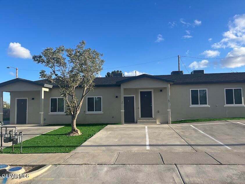 Primary Photo - 8761 Lawson -