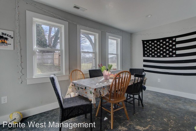Building Photo - 5 br, 3 bath House - 405 Houston Street