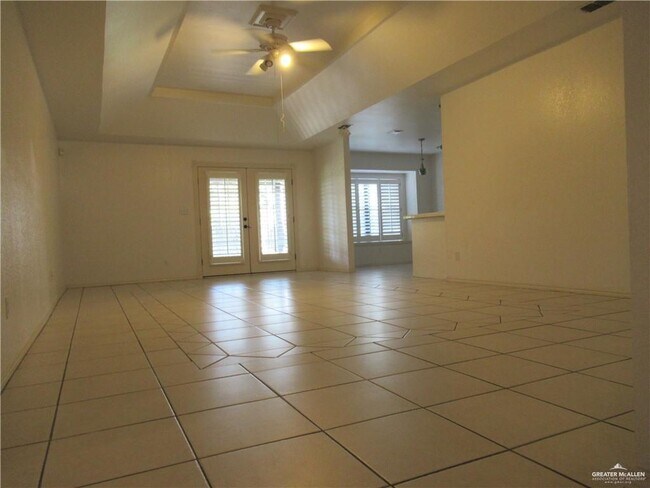 Foto del edificio - 7301 N 22nd St