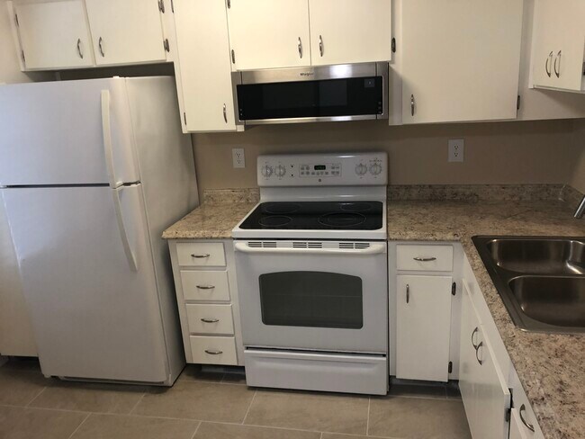 Foto del edificio - 2910 Westmoreland Ct
