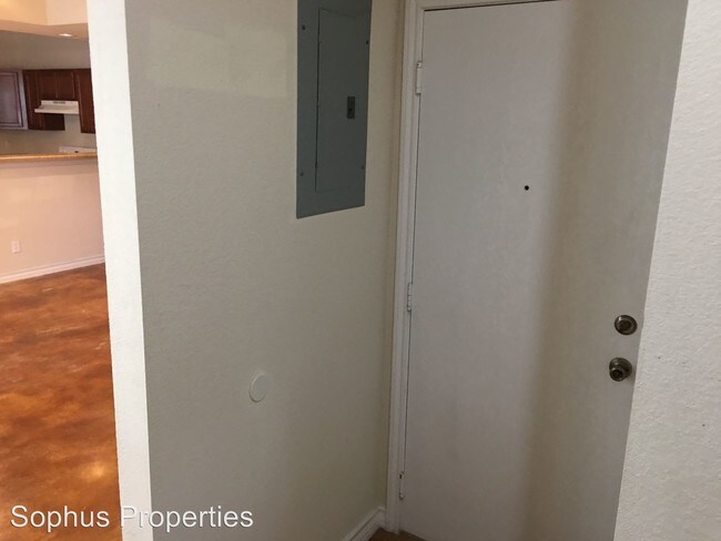 Foto del edificio - 3 br, 2.5 bath Apartment - 5010 Summit Wood