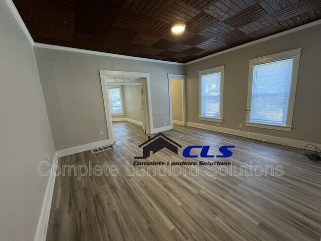 Foto del edificio - 700 S 8th St