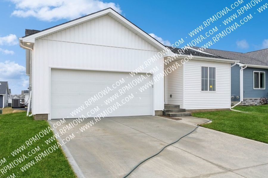Primary Photo - 2830 20th St SW