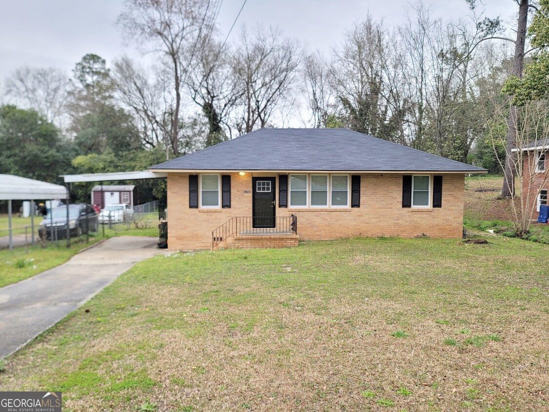 Foto principal - 1151 N Beddingfield Dr