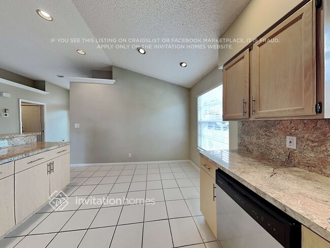 Foto del edificio - 13297 Emerald View Ct