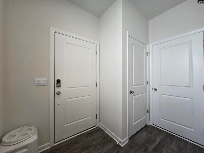 Building Photo - 1273 Mosser Dr