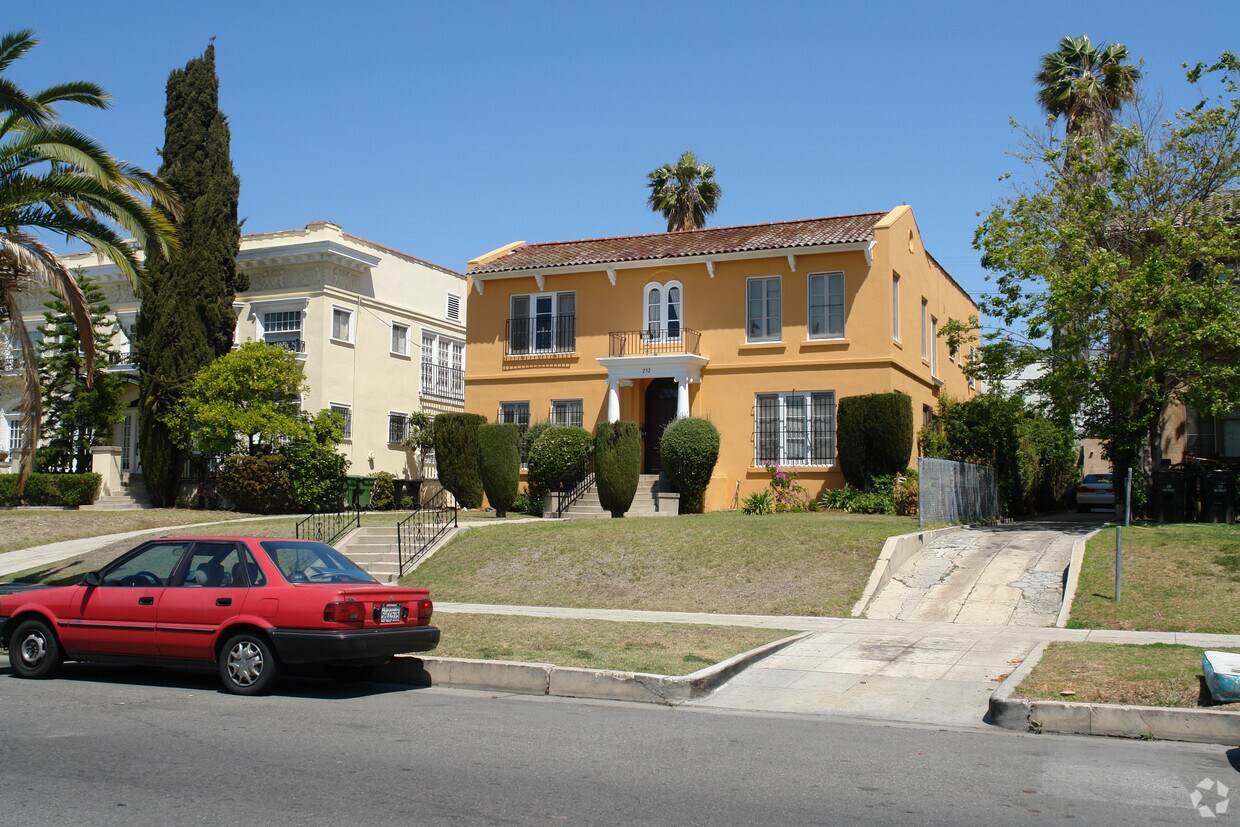 Primary Photo - 232 S New Hampshire Ave