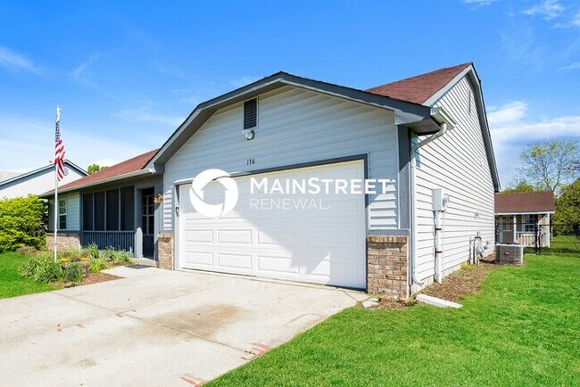 Building Photo - 2 Bedroom Pet-Friendly Home in GREENFIELD,...