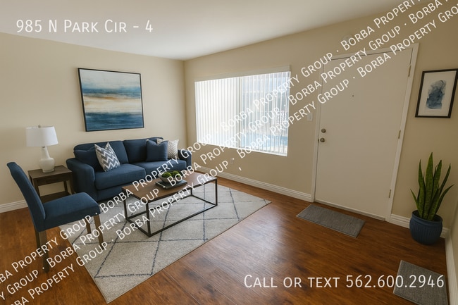 Building Photo - 985 N Pk Cir