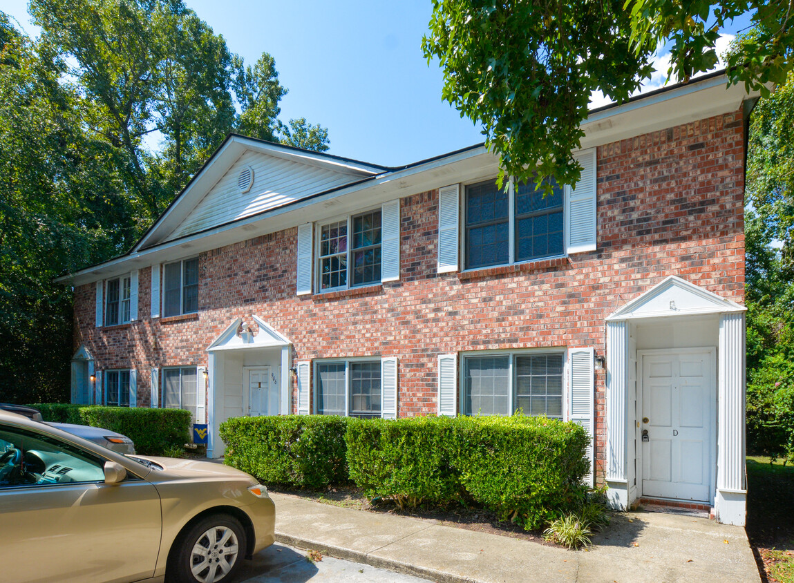 Charming Mount Pleasant Townhouse Townhouse for Rent in Mount