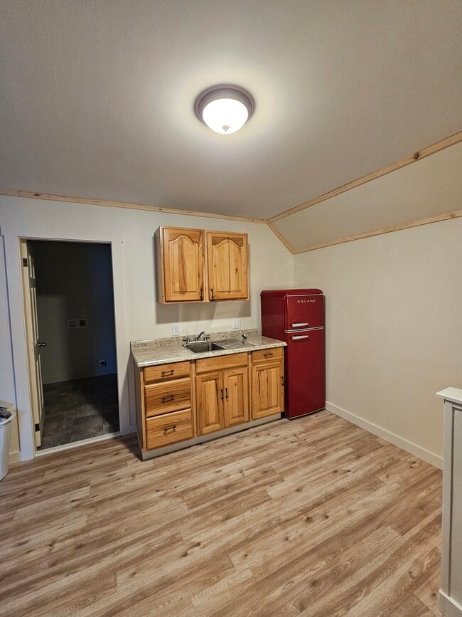 Building Photo - 97 Lincoln St